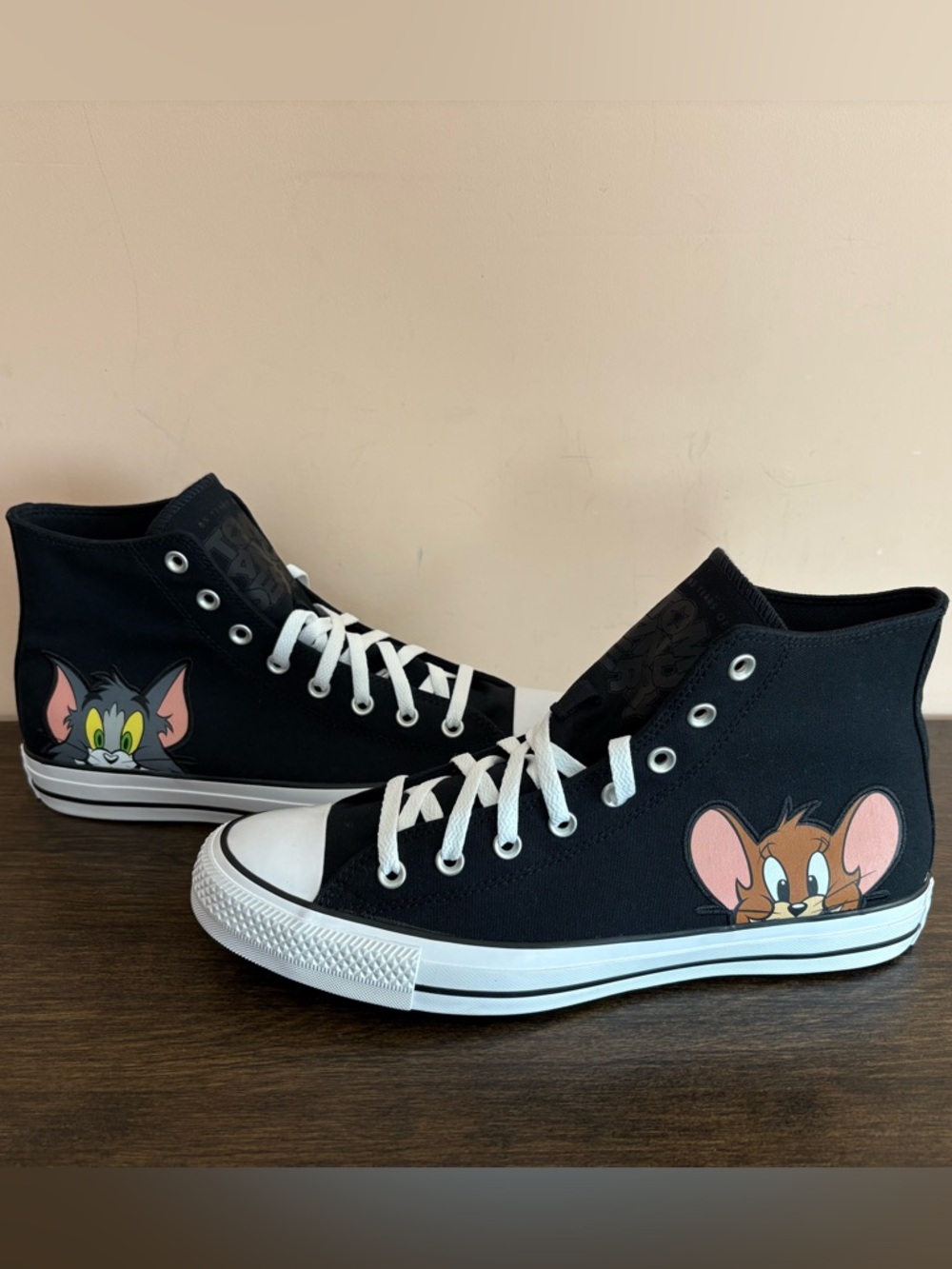 Converse Tom & Jerry High Top Sneakers Mens 11.5 Black